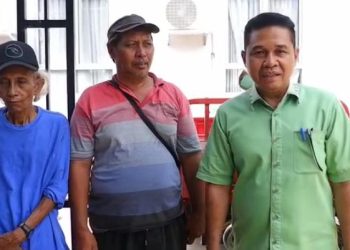 Aspirasi Berupa Motor 3 Roda Di Serahkan Oleh Ketua DPRD Pada 4 RT Di Desa Singa Geweh Sangatta Selatan