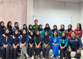 Himpunan Mahasiswa KIP Kuliah dan UKM Gema POLTEKBA Adakan Seminar Kewirausahaan Nasional